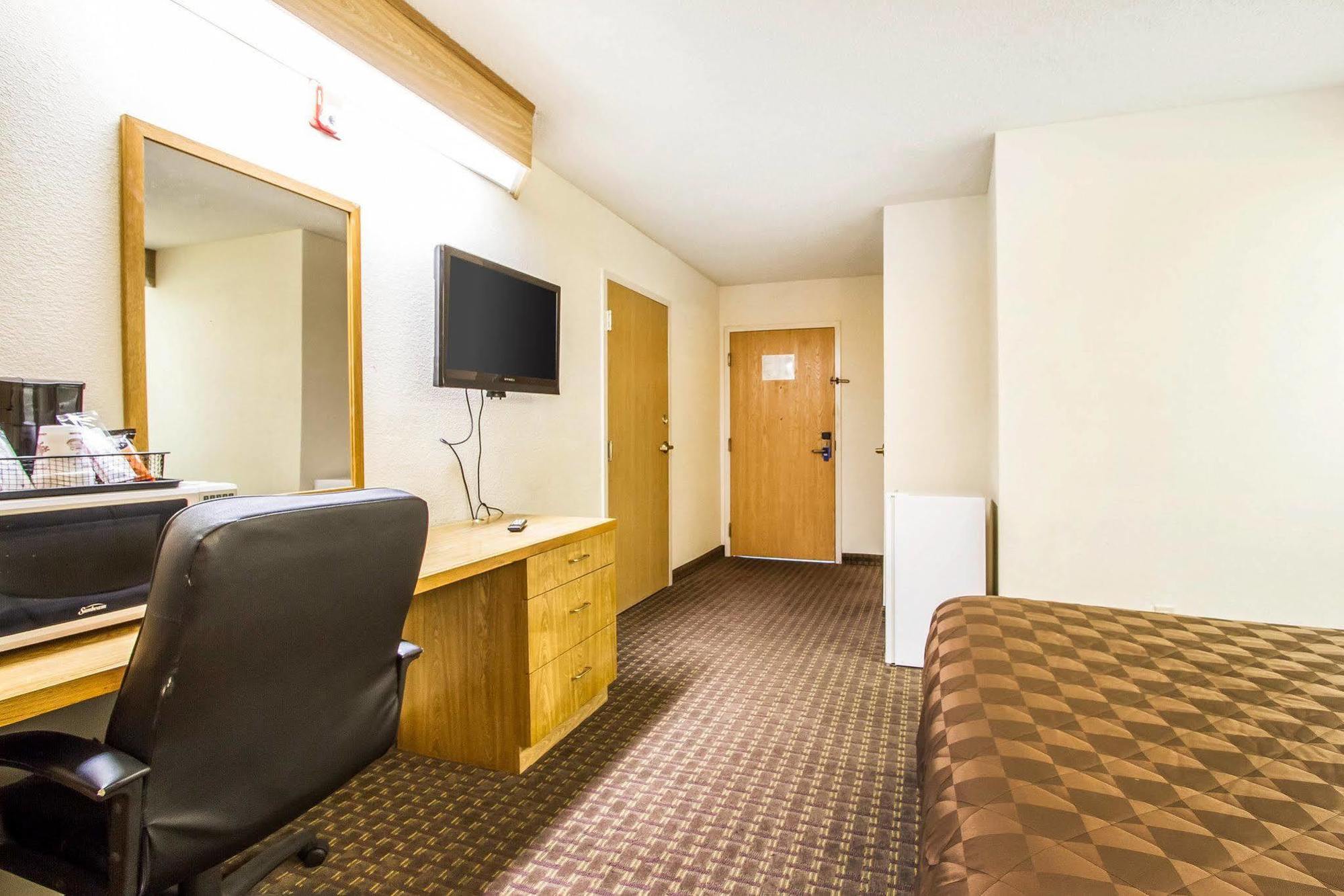 Rodeway Inn ממפיס מראה חיצוני תמונה